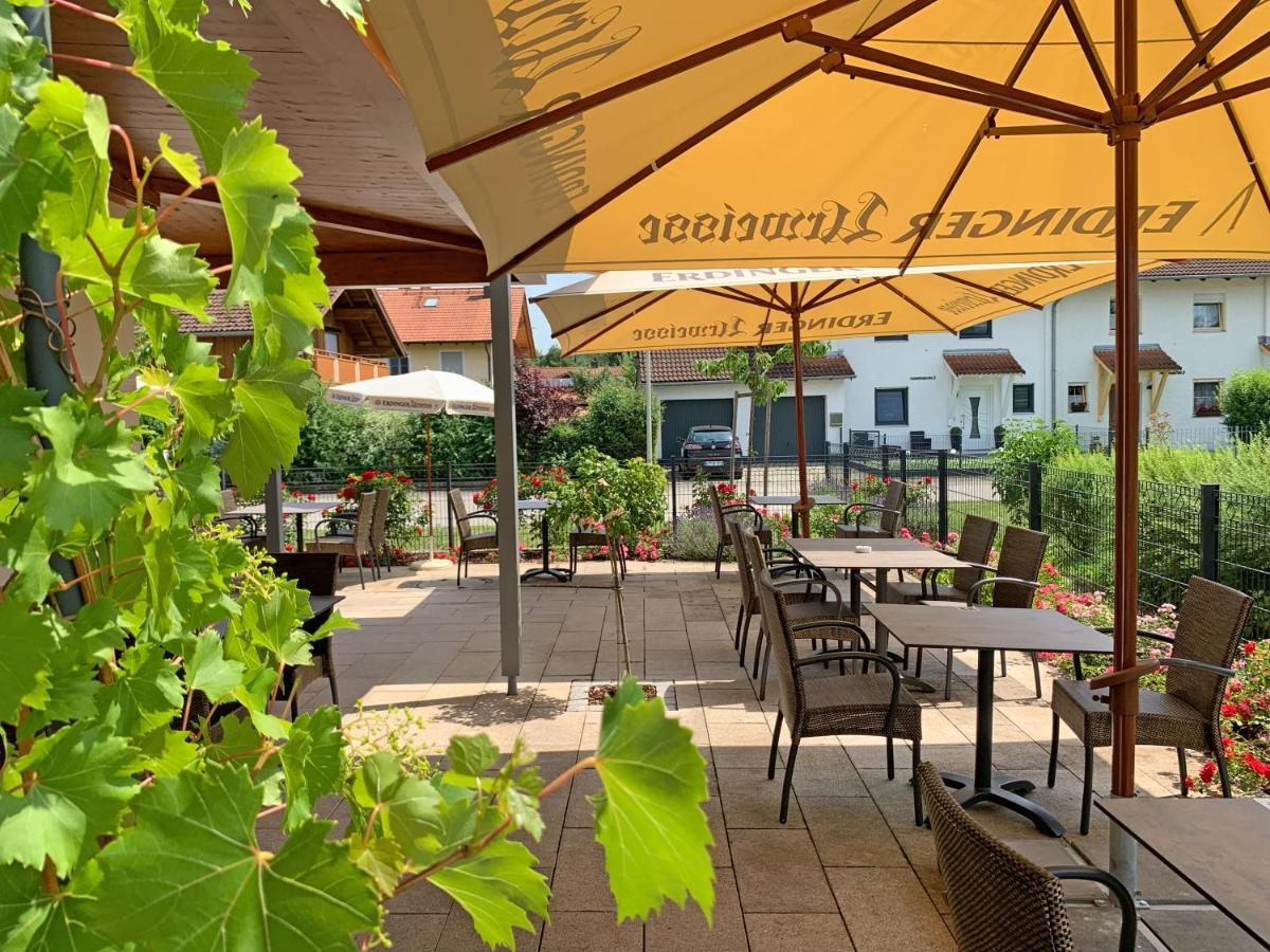 Hotel Heimfeld Restaurant Cafe Garching an Der Alz Exterior photo